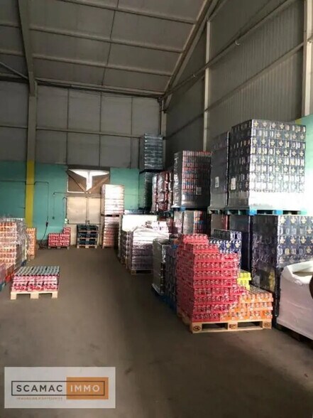 Office in Marolles-en-Hurepoix for lease - Interior Photo - Image 2 of 4