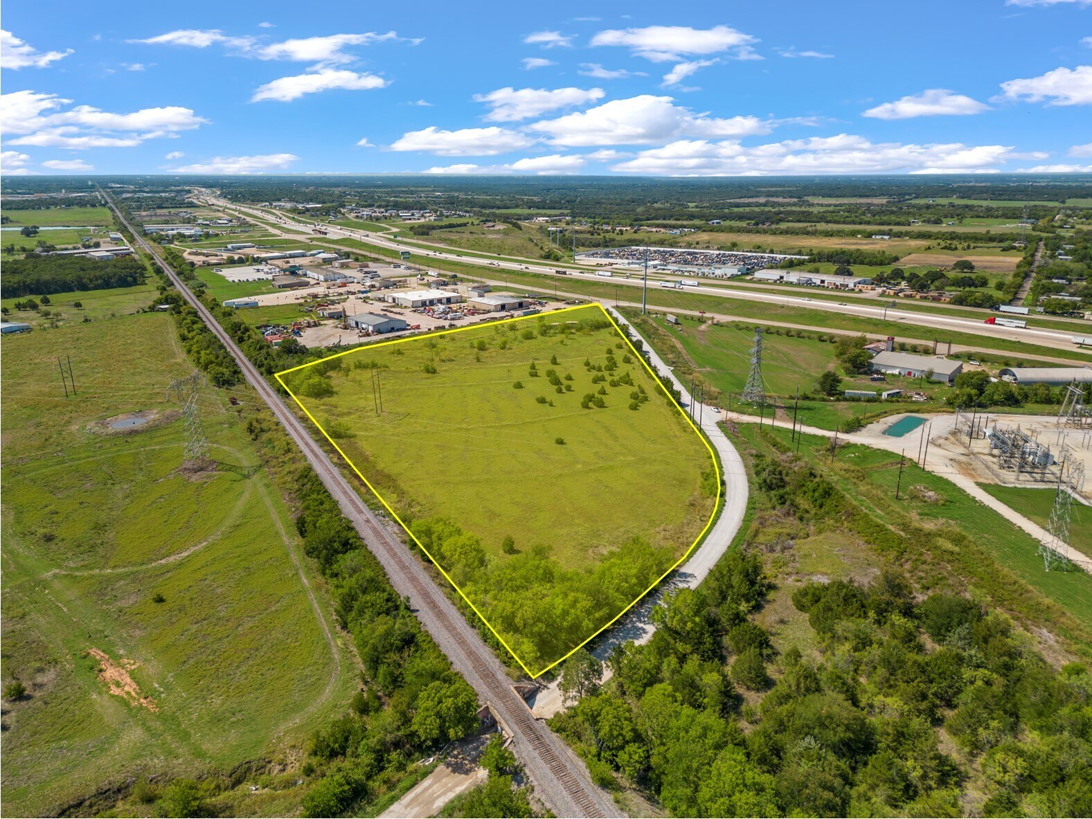 6598 Old Dallas Rd, Elm Mott, TX for sale Primary Photo- Image 1 of 1