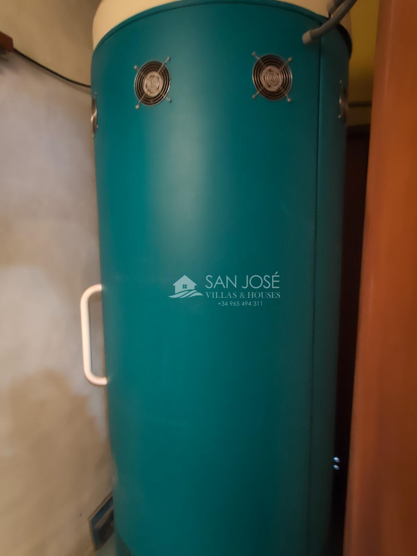 Industrial in Aspe, Alicante for sale Primary Photo- Image 1 of 1