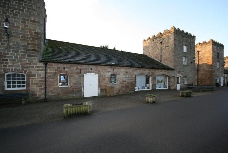 Hollybank Ln, Harrogate for sale Primary Photo- Image 1 of 1