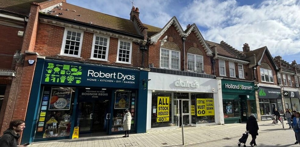 19 London Rd, Bognor Regis for sale - Building Photo - Image 1 of 3