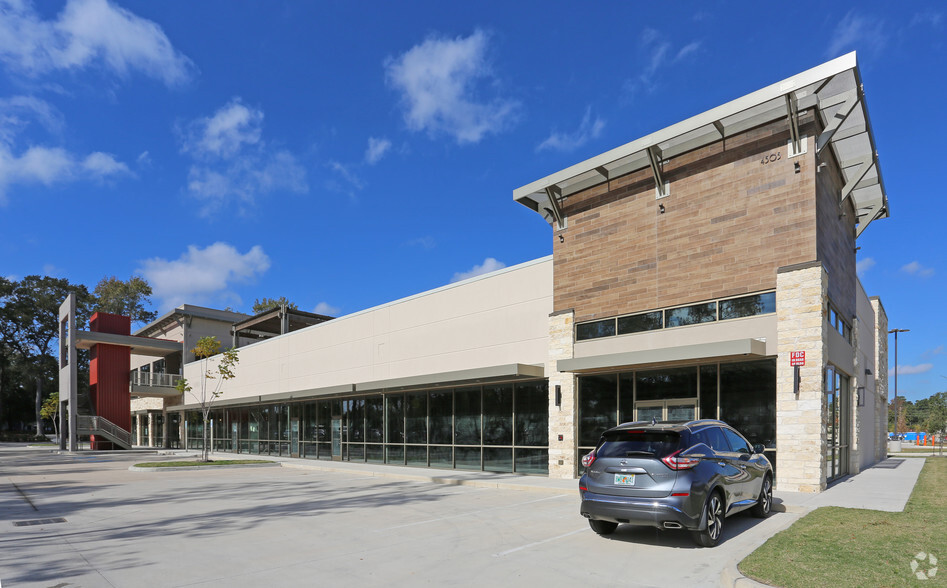 4505 Kingwood Dr, Kingwood, TX for lease - Building Photo - Image 1 of 3