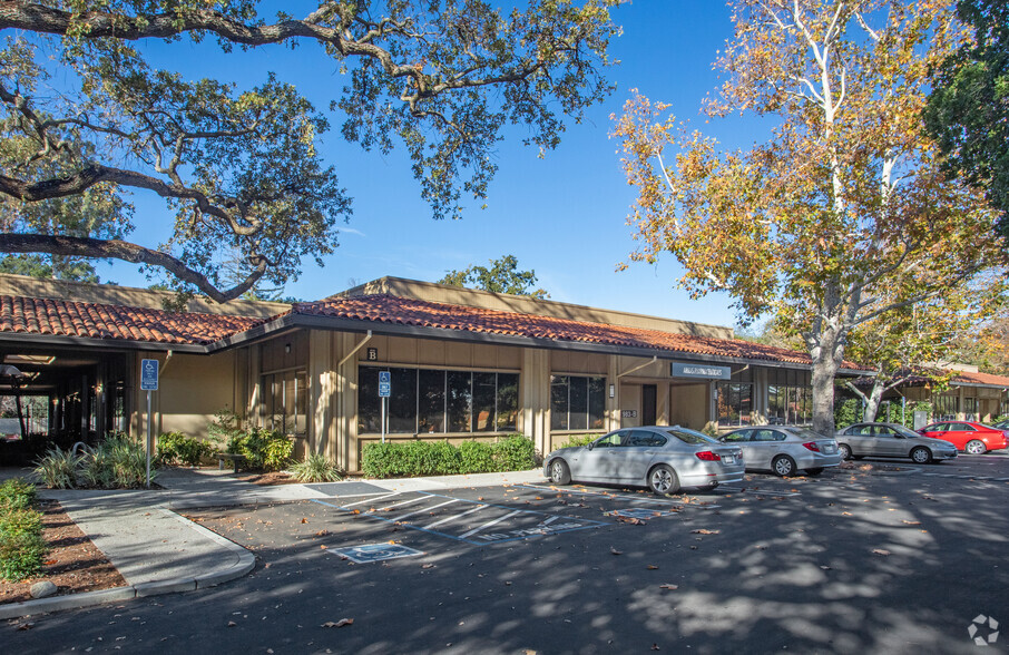 983 University Ave, Los Gatos, CA for lease - Primary Photo - Image 1 of 4