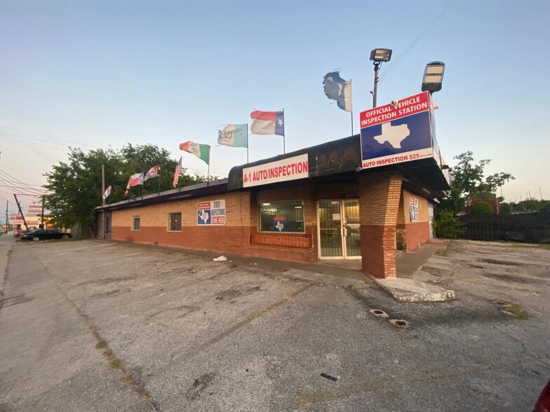 6602 Lyons Ave, Houston, TX for lease - Building Photo - Image 2 of 5