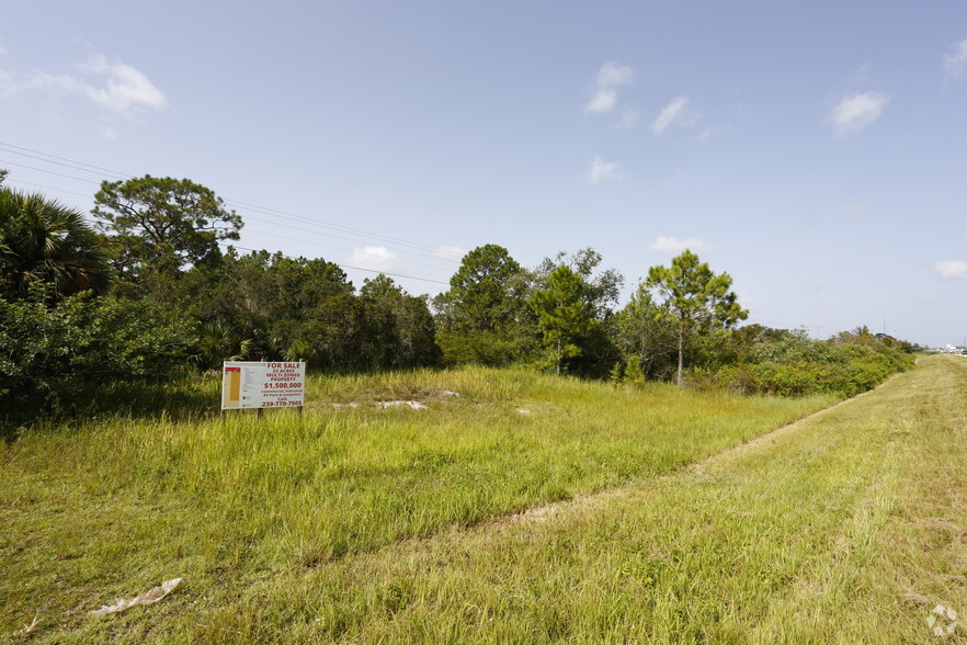 537 State Road 70 E, Lake Placid, FL for sale - Primary Photo - Image 1 of 1