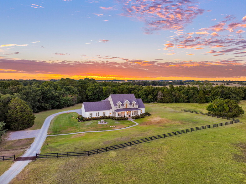 608 Old Center Church Rd, Whitesboro, TX for sale - Aerial - Image 1 of 1