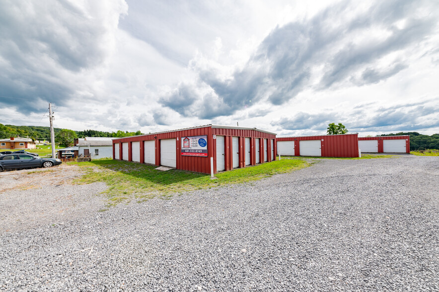 1896 Grafton Rd, Morgantown, WV for sale - Primary Photo - Image 1 of 1