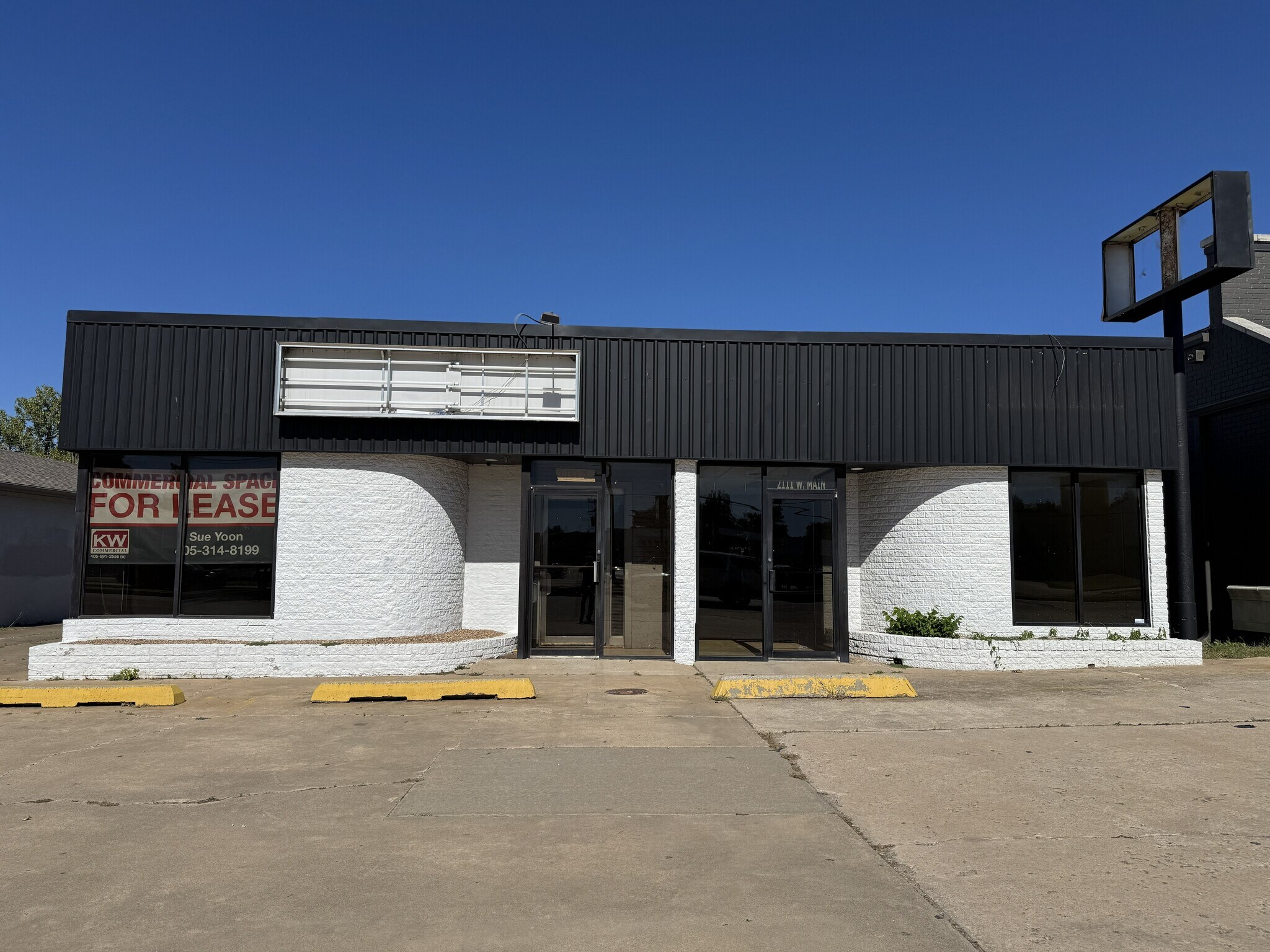 2111-2113 W Main St, Norman, OK for lease Building Photo- Image 1 of 13