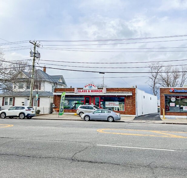 132-136 Woodbury Rd, Hicksville, NY for sale - Primary Photo - Image 1 of 4