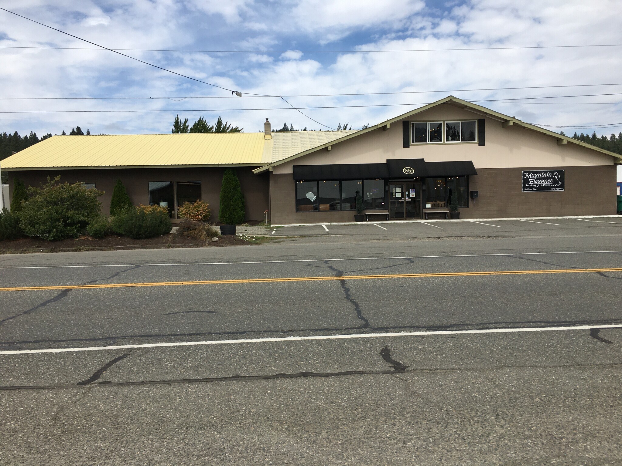 601 First Street main, Cle Elum, WA for sale Primary Photo- Image 1 of 1