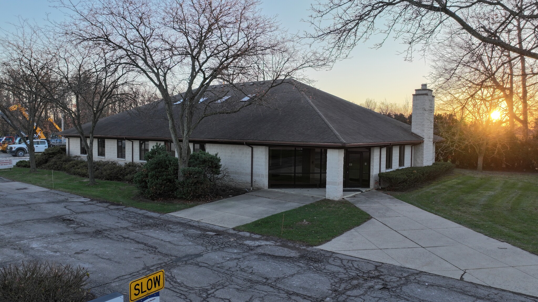 622 Eckel Rd, Perrysburg, OH for lease Primary Photo- Image 1 of 3