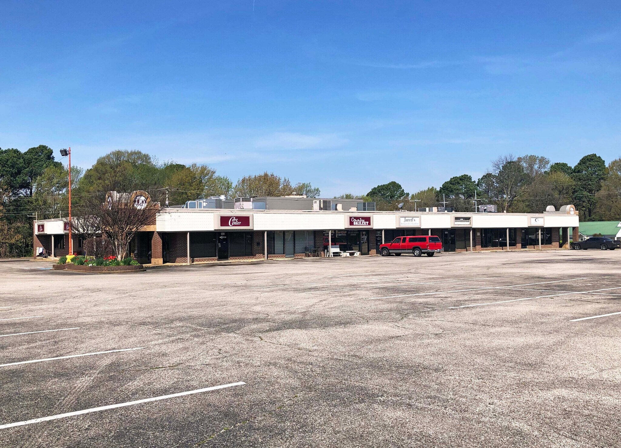 12191295 Stateline Rd, Southaven, MS 38671 Desoto Plaza