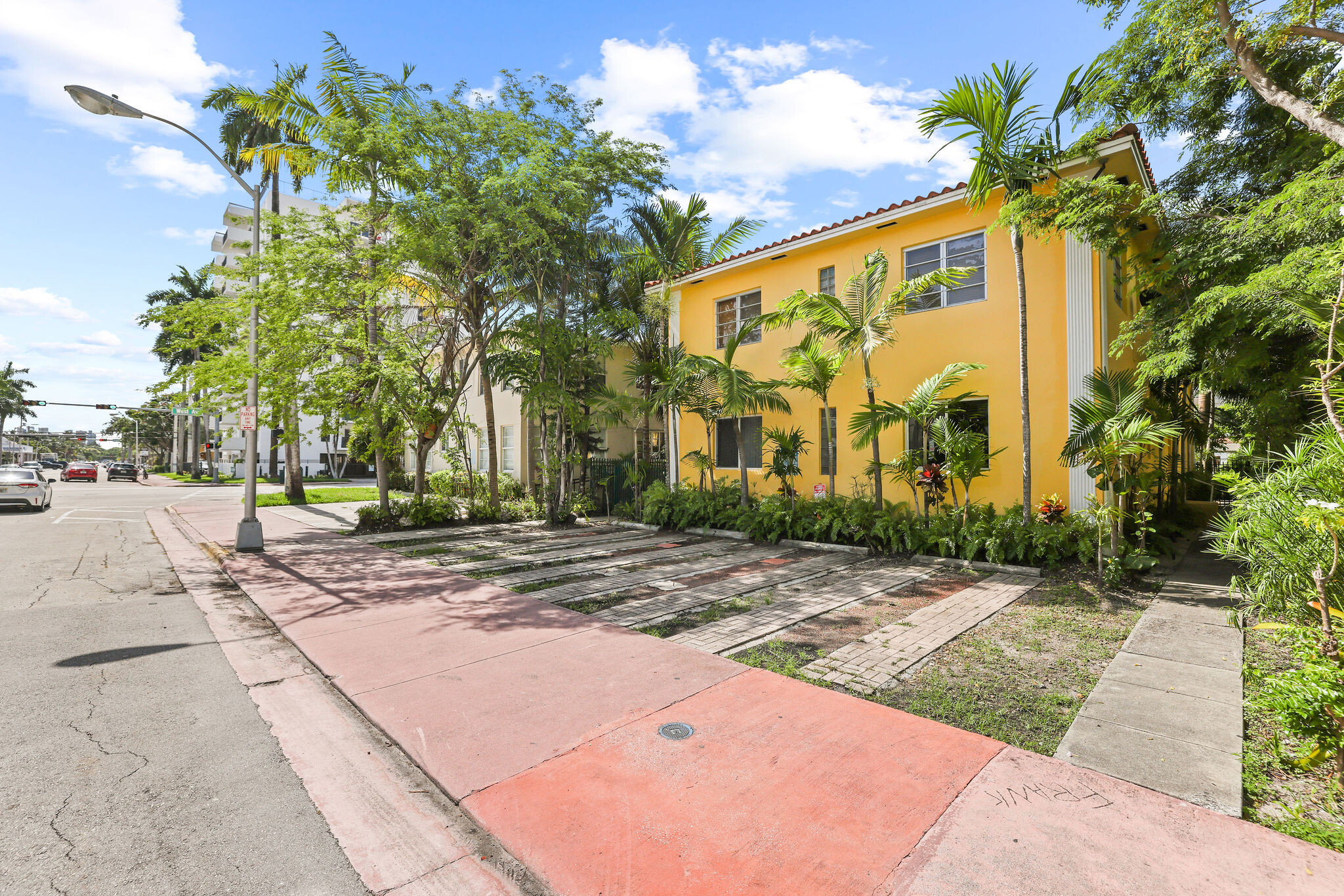 1310 15th St, Miami Beach, FL for sale Primary Photo- Image 1 of 24