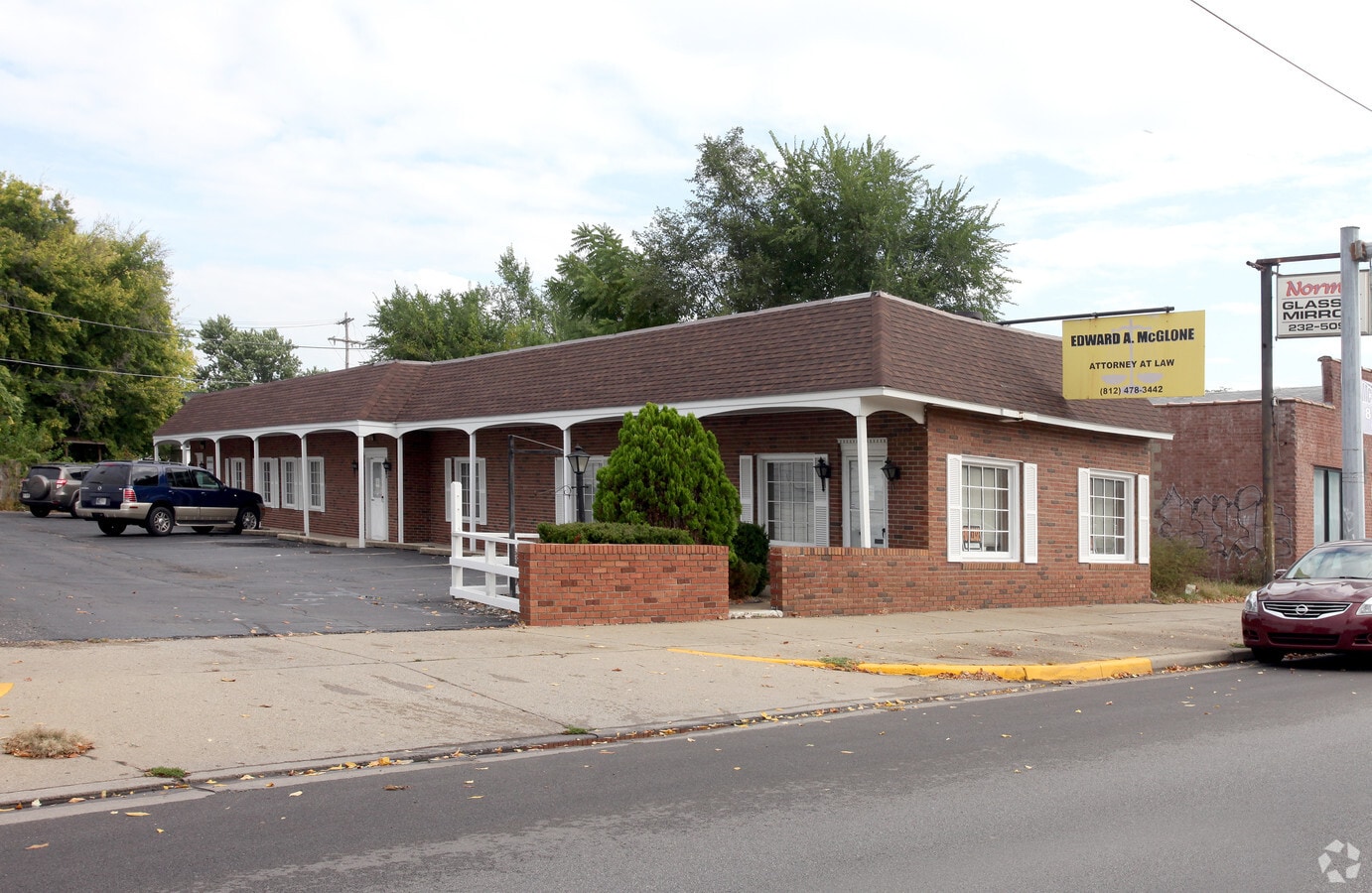 2022 Wabash Ave, Terre Haute, IN 47807