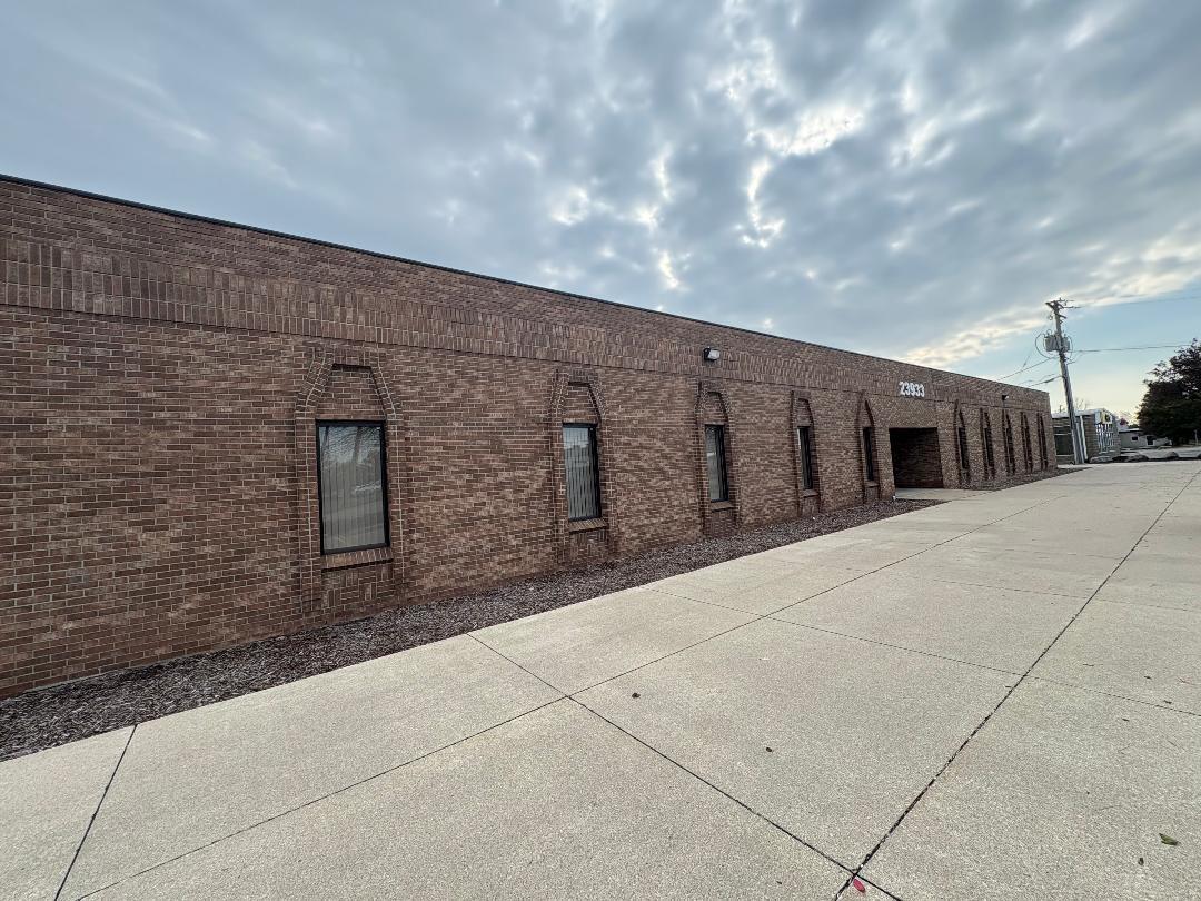 23933 Allen Rd, Trenton, MI for lease Building Photo- Image 1 of 12