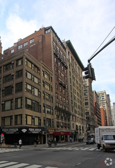 161 Madison Ave, New York, NY for sale - Building Photo - Image 3 of 40