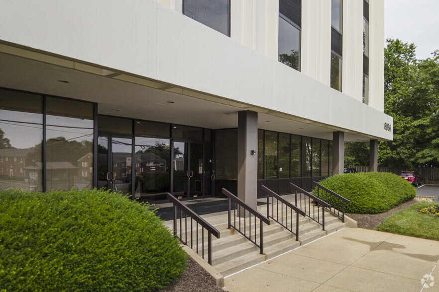 6066 Leesburg Pike, Falls Church, VA for lease - Building Photo - Image 3 of 7