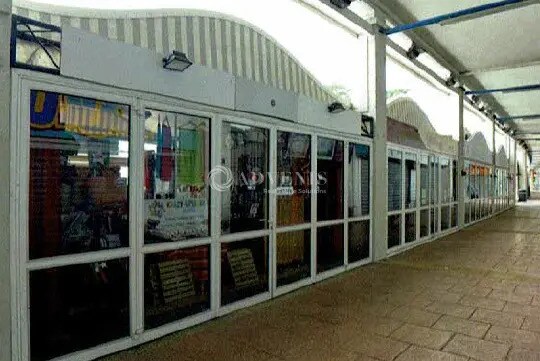 Retail in Royan for sale - Building Photo - Image 3 of 6