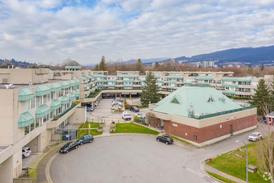 2099 Lougheed Hwy, Port Coquitlam, BC for sale - Building Photo - Image 2 of 18