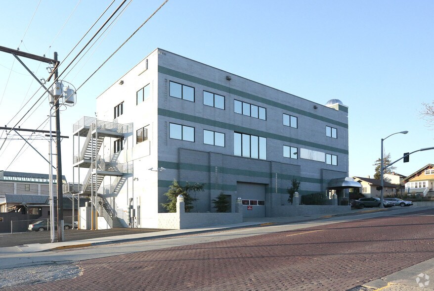 303 S Mission St, Wenatchee, WA for sale - Primary Photo - Image 1 of 1