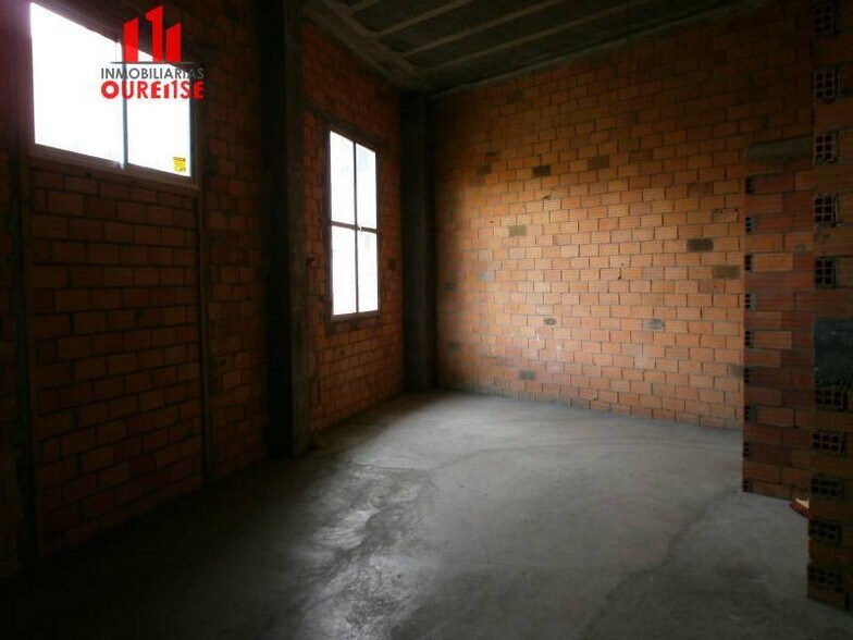Retail in Ourense, Orense for sale - Building Photo - Image 3 of 3