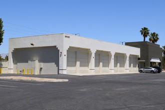 34001-34491 Date Palm Dr, Cathedral City, CA for lease Building Photo- Image 2 of 2