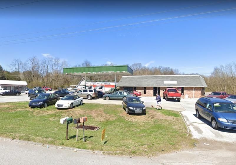 585 E Andrew Johnson Hwy, Greeneville, TN for sale - Primary Photo - Image 1 of 1