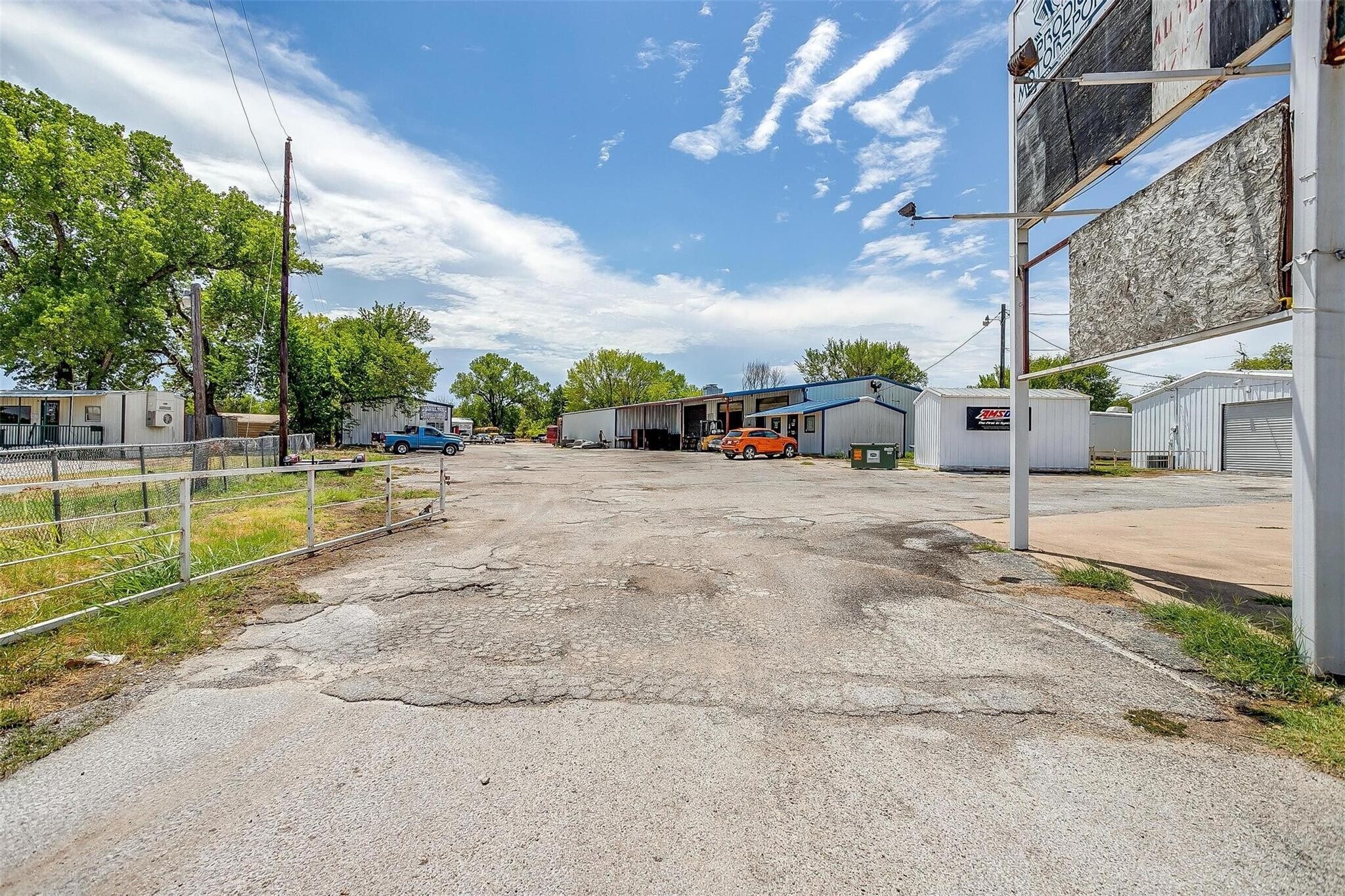 5210 E Highway 199, Springtown, TX 76082