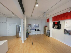 318 Homer St, Vancouver, BC for lease Interior Photo- Image 1 of 3