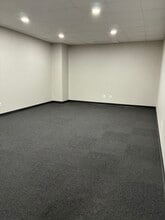 4801 District Blvd, Bakersfield, CA for lease Interior Photo- Image 1 of 2