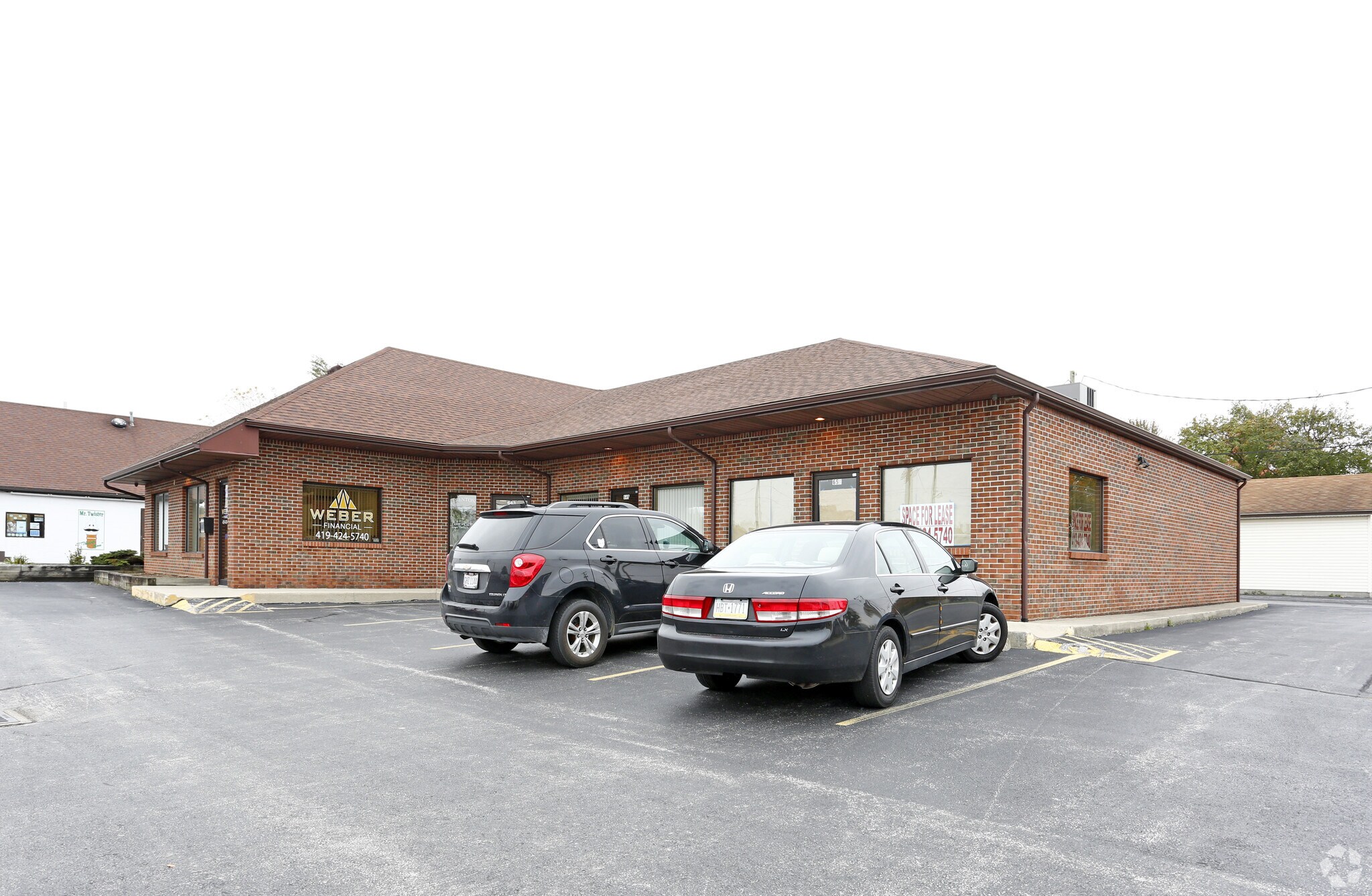 637-655 Trenton Ave, Findlay, OH for sale Primary Photo- Image 1 of 1