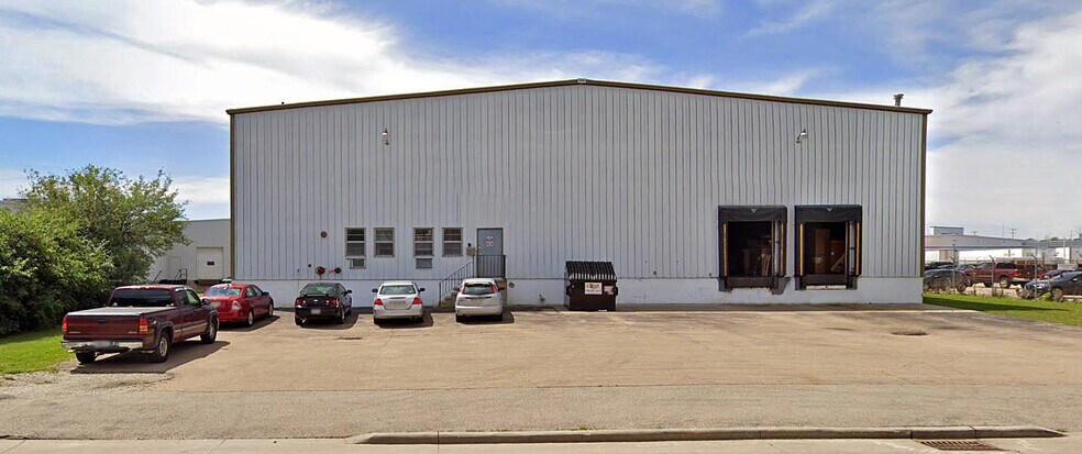 2231 E Glendale Ave, Appleton, WI for sale - Building Photo - Image 1 of 1