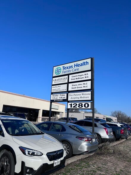 1280 S Main St, Grapevine, TX for sale - Building Photo - Image 2 of 6