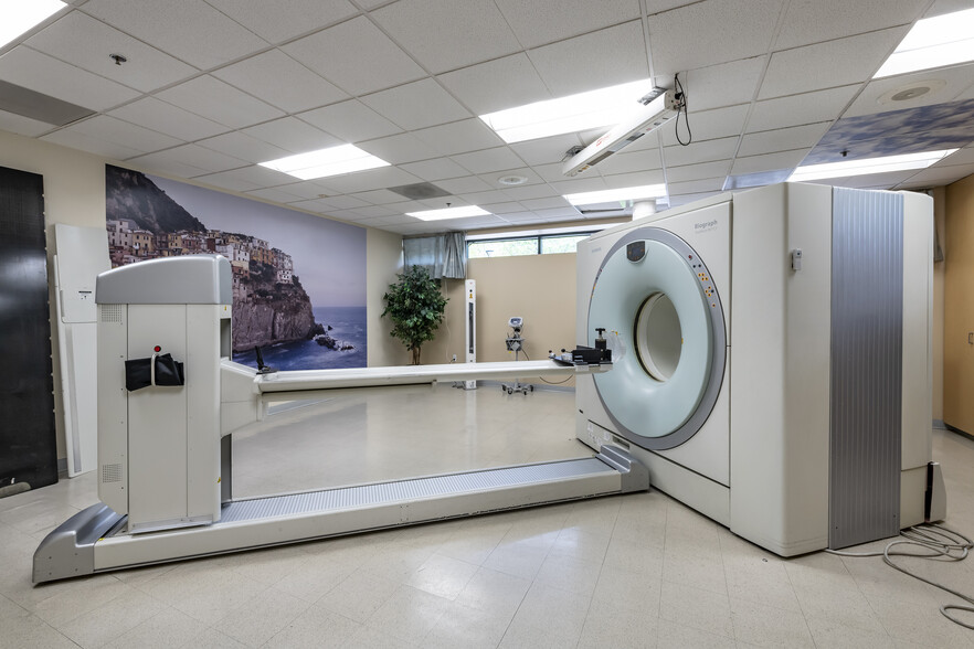 400 Taylor Blvd, Pleasant Hill, CA for lease - Building Photo - Image 3 of 13