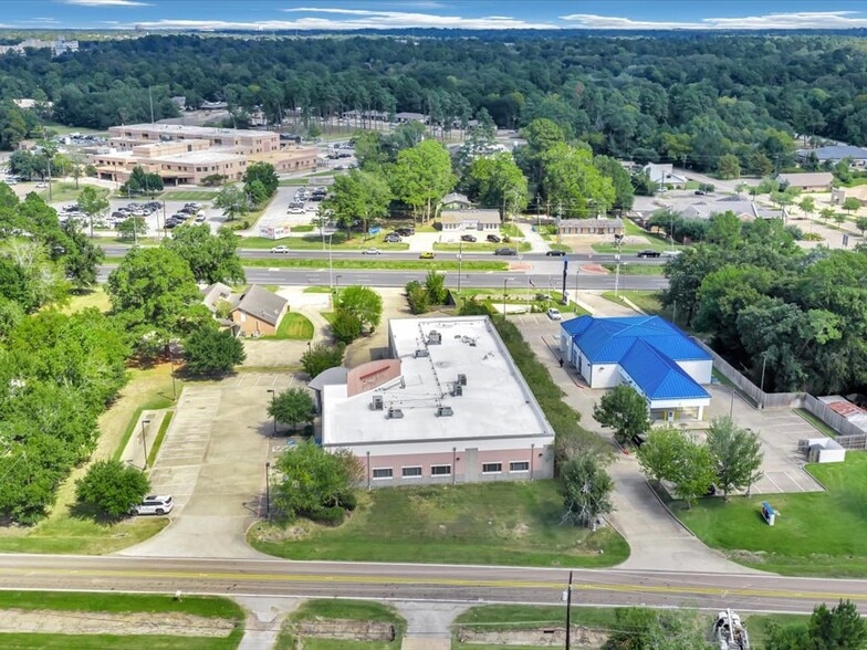 700 S John Redditt Dr, Lufkin, TX for lease - Building Photo - Image 3 of 15