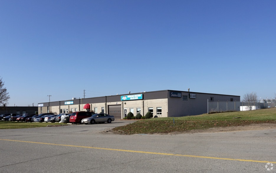 180 Sheldon Dr, Cambridge, ON for lease - Building Photo - Image 2 of 3