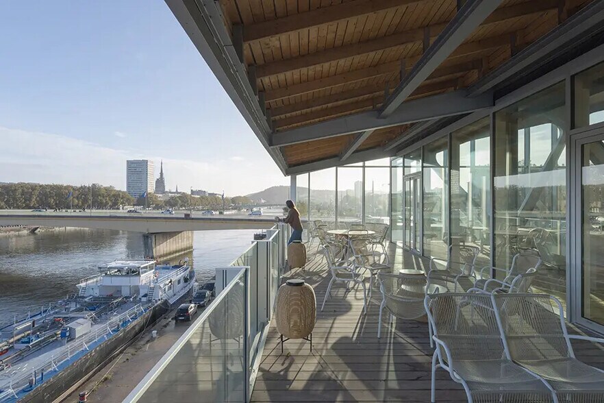 105 Bis Allée Francois Mitterrand, Rouen for lease - Building Photo - Image 2 of 10