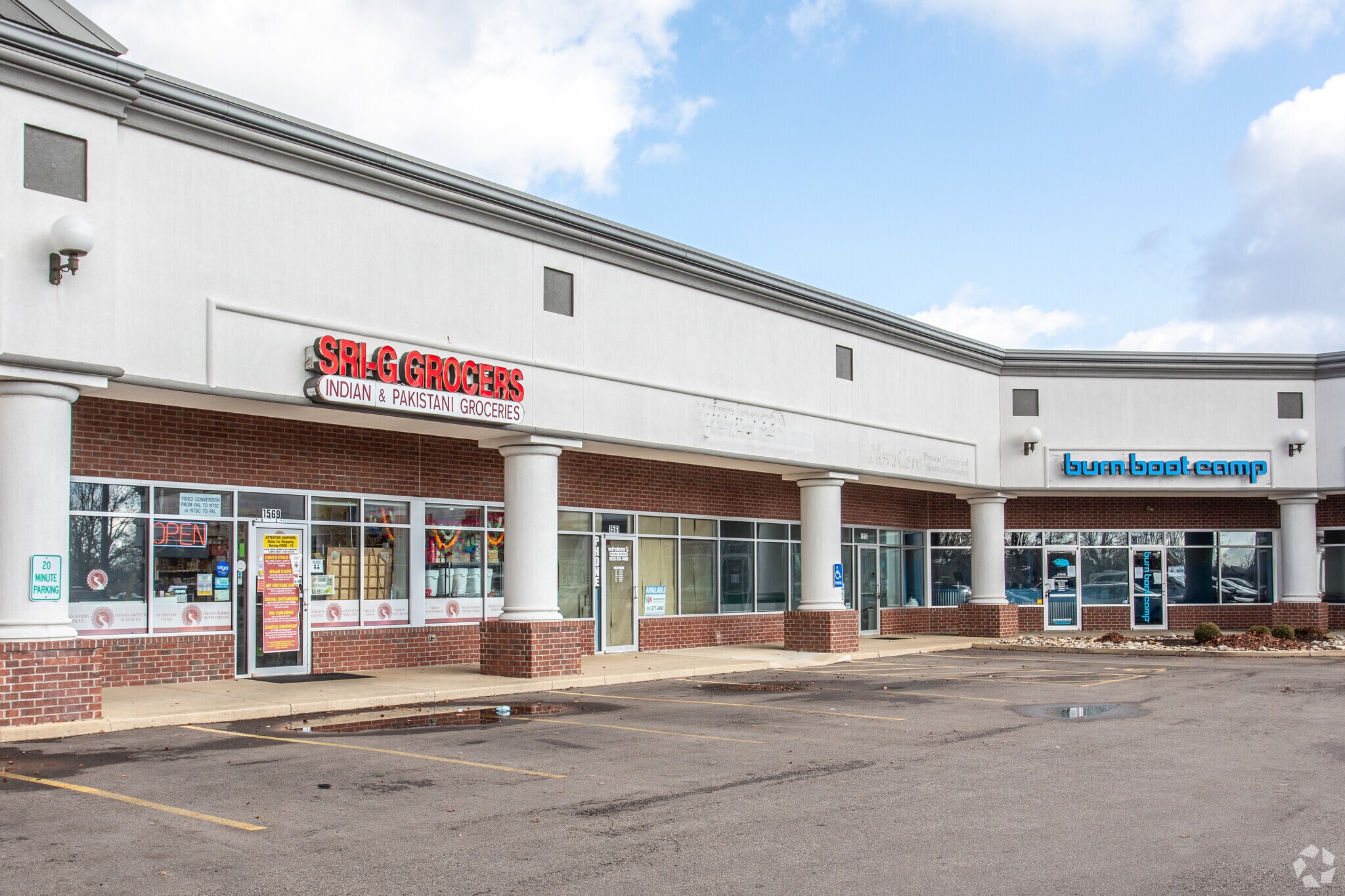 15011575 Lyons Rd, Centerville, OH 45458 Centerville Discount Drug