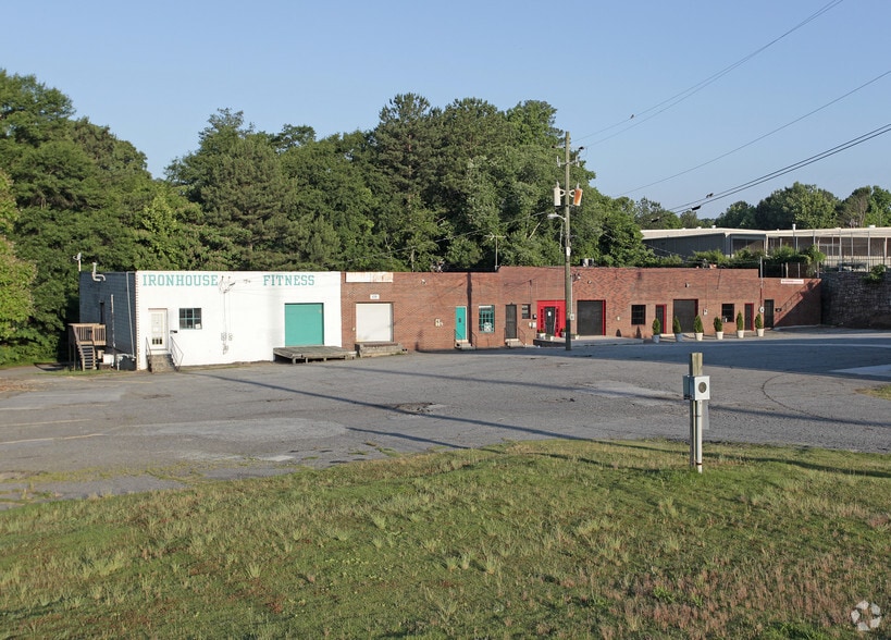 2652 S Cobb Dr, Smyrna, GA for lease - Building Photo - Image 1 of 7