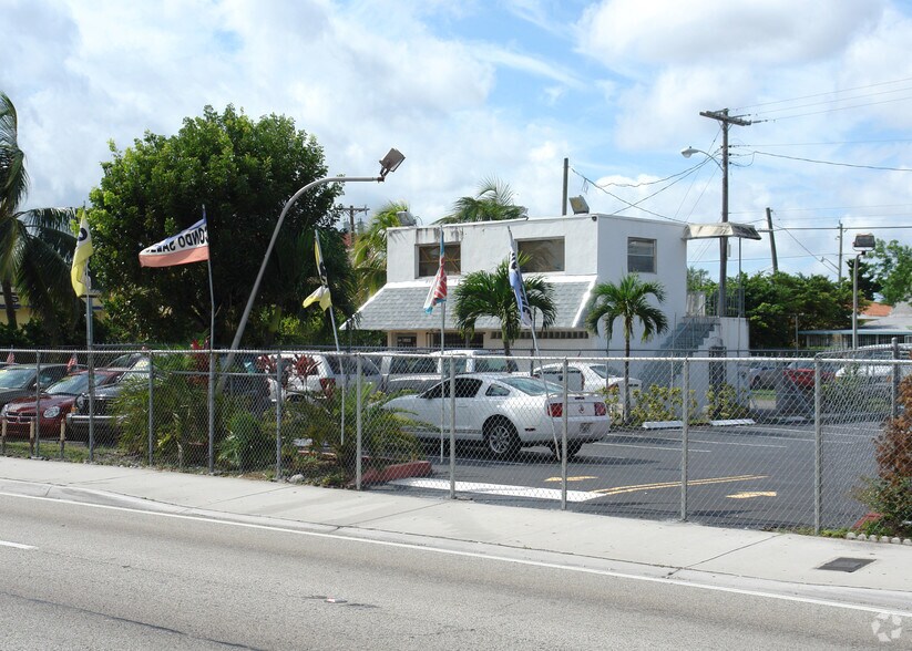 270 NW 27th Ave, Miami, FL 33125