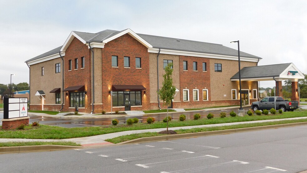 601 Tower Ln, Middletown, DE for lease - Primary Photo - Image 1 of 2