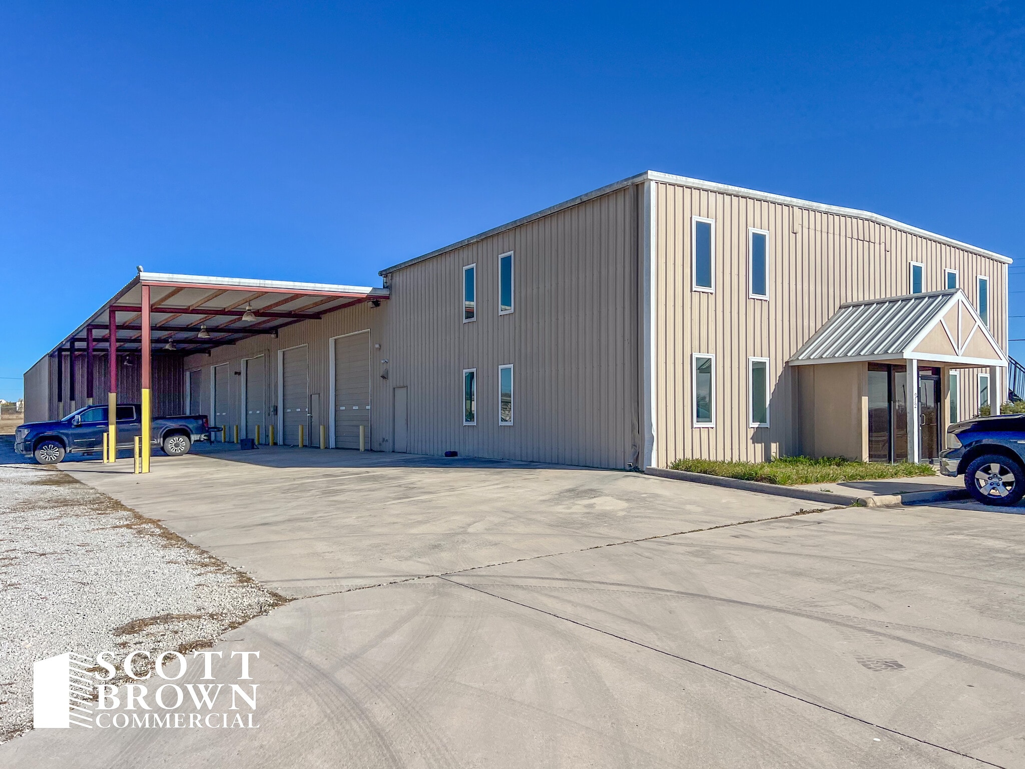 212 Lake Rd, Bridgeport, TX for lease Interior Photo- Image 1 of 14