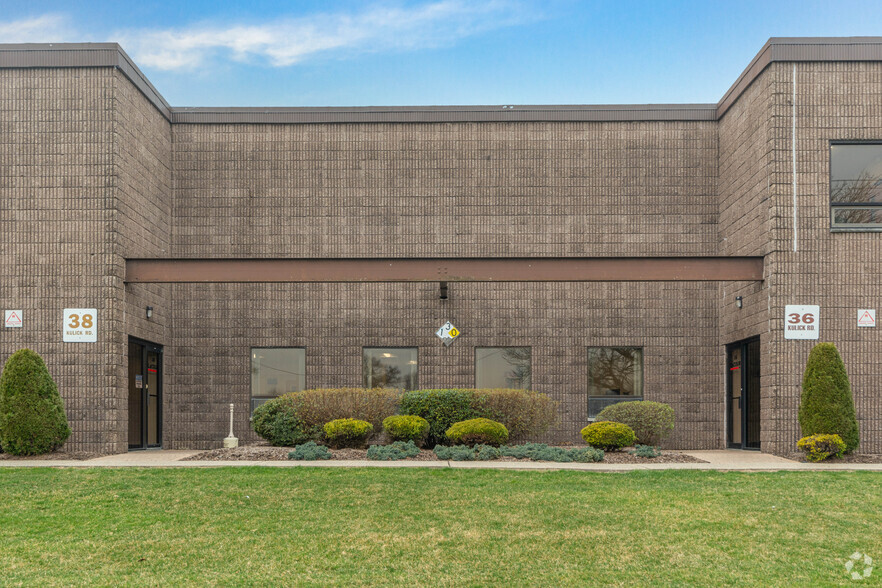 36-52 Kulick Rd, Fairfield, NJ for lease - Building Photo - Image 2 of 3