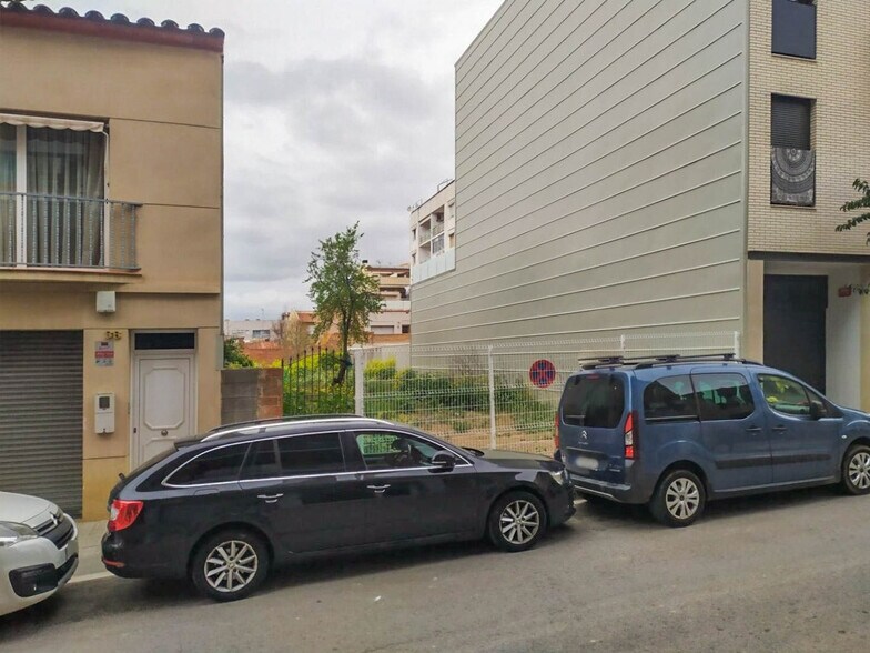 Land in Olesa de Montserrat, Barcelona for sale - Primary Photo - Image 1 of 3