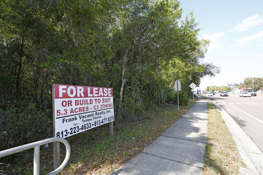 12124 Hwy 52, Hudson, FL for lease - Primary Photo - Image 1 of 3