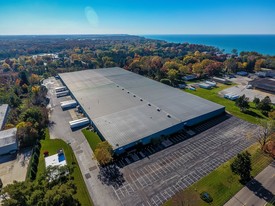 2024 Hawthorne Ave, Saint Joseph MI - Warehouse