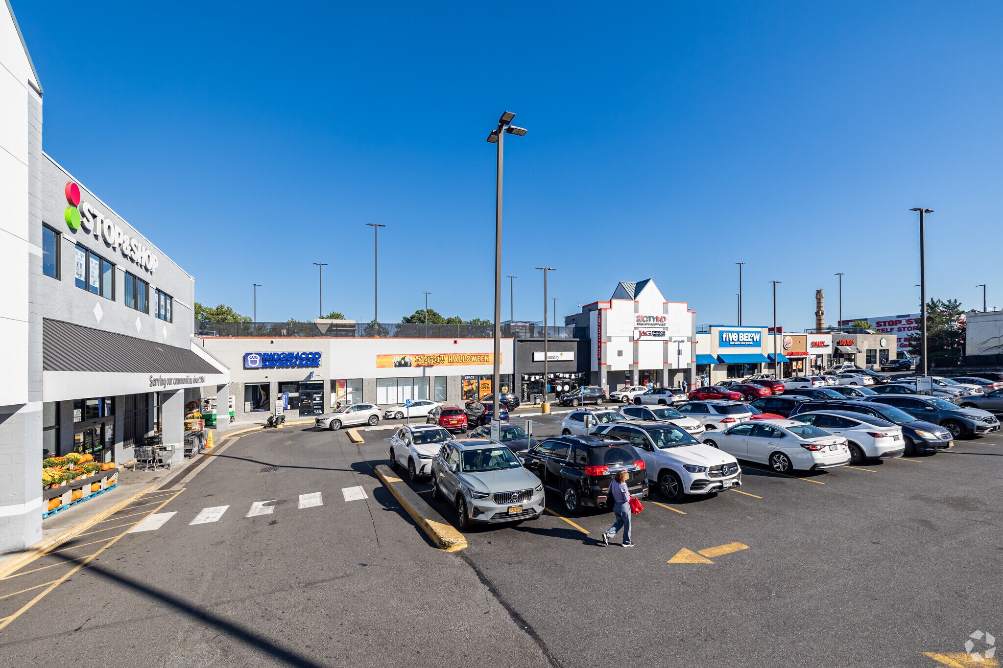 74-25 Grand Ave, Maspeth, NY for sale Primary Photo- Image 1 of 1