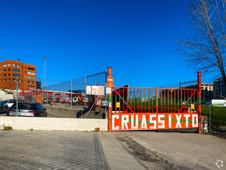 Land in Madrid, MAD for lease - Primary Photo - Image 1 of 3