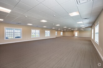 41 Romano Vineyard way, North Kingstown, RI for lease Interior Photo- Image 2 of 2