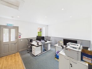 177 High St, Dalkeith for lease Interior Photo- Image 2 of 2